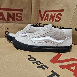 Vans Knu Mid – White/Peyote Canvas & Suede – Men’s 10 / Women’s 11.5 – Brand New